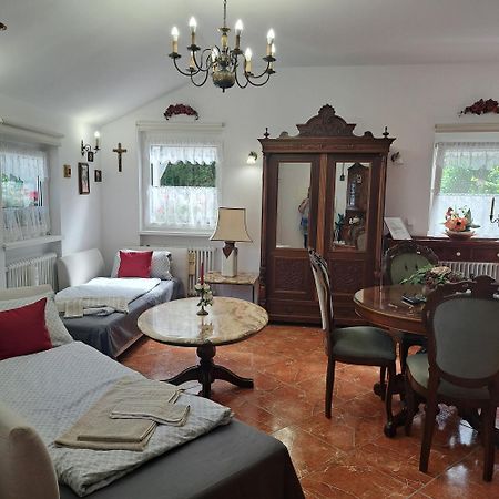 Tavirozsa Apartment บาลาตอนฟุซเฟอ ภายนอก รูปภาพ