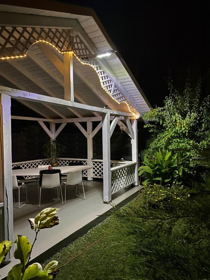 Tavirozsa Apartment บาลาตอนฟุซเฟอ ภายนอก รูปภาพ