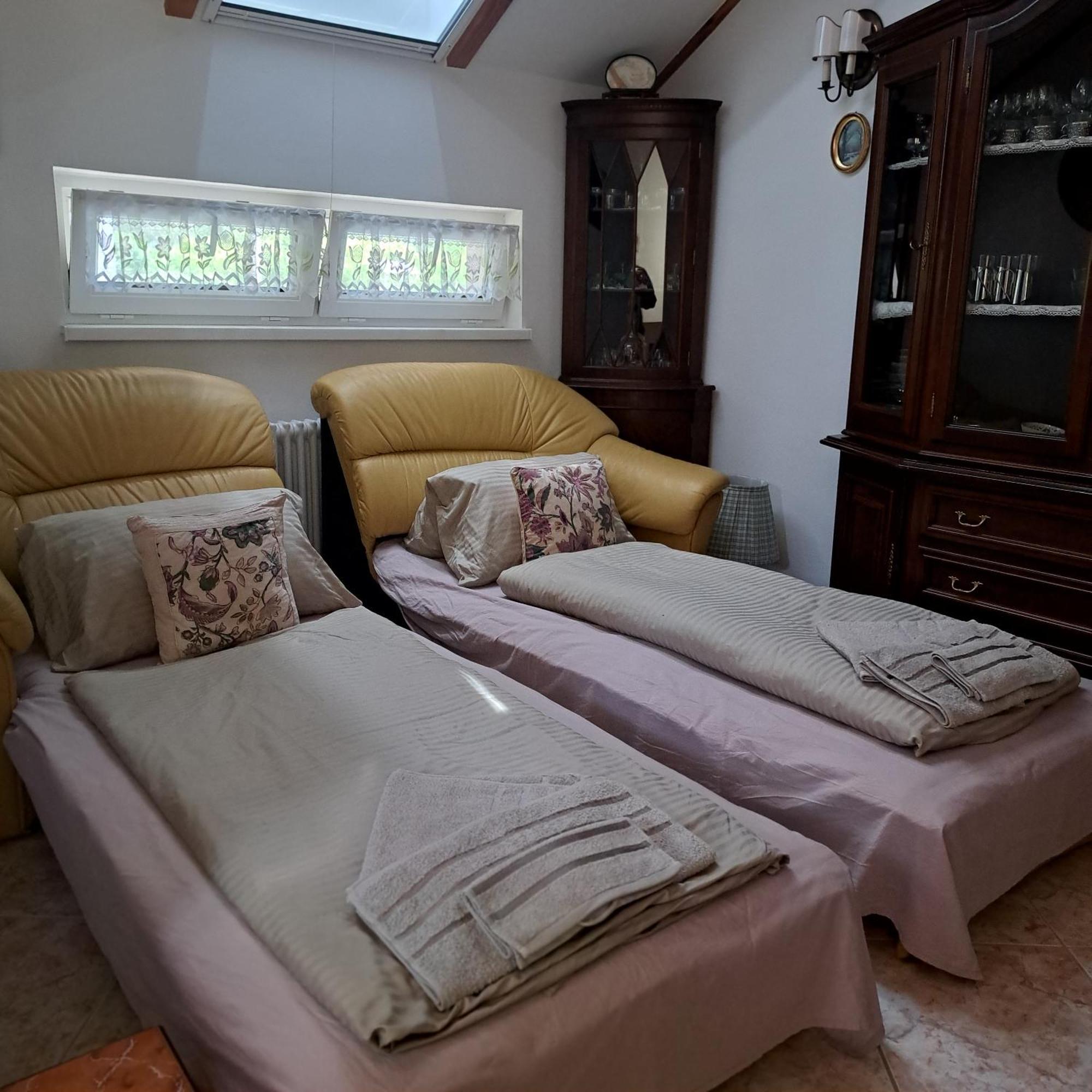 Tavirozsa Apartment บาลาตอนฟุซเฟอ ห้อง รูปภาพ