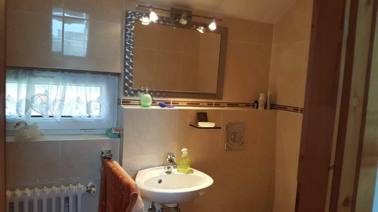 Tavirozsa Apartment บาลาตอนฟุซเฟอ ภายนอก รูปภาพ